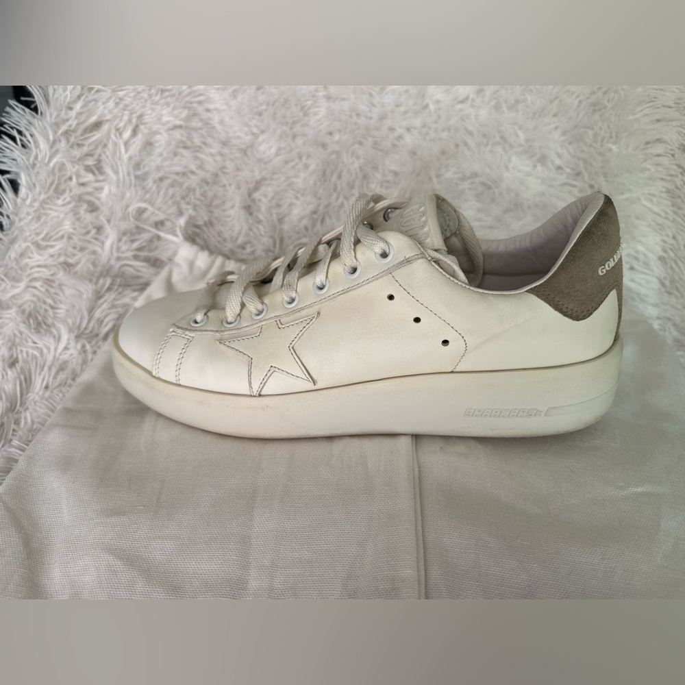 Golden Goose Women's White Pure Star Vegan Low-Top Sneaker - Picture 8 of 15